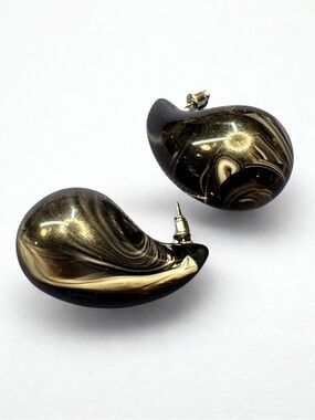 Marbled Lucite Teardrop Quotation Earrings